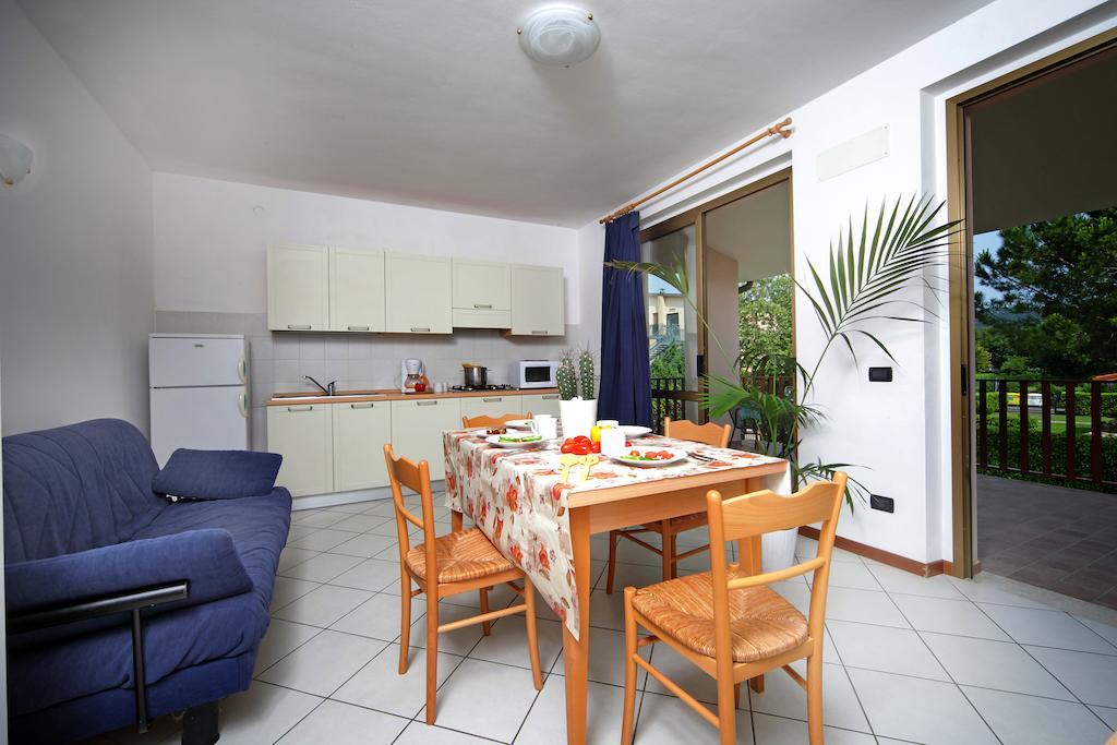 Camping Garden Tourist Manerba del Garda Cameră foto